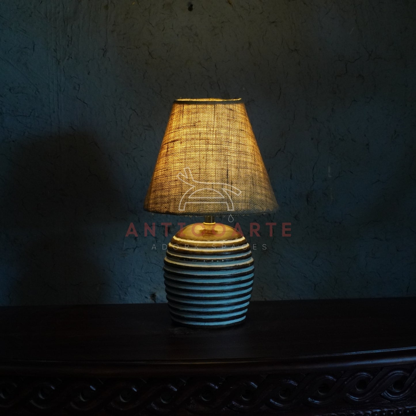 AnticoArte Ribbed Wooden Table Lamp | Textured Burlap Tapered Shade Bedside Lamp | Hand-Carved Grooved Barrel Base Light for Rustic & Boho Decor