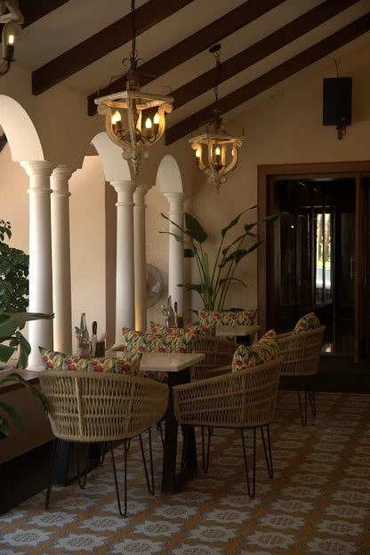 Country Cottage Chandelier | Anticoarte